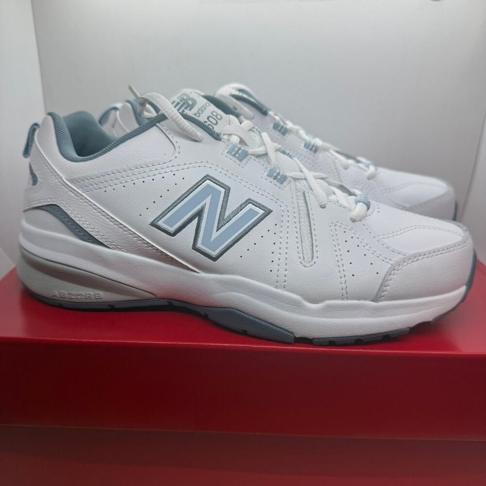 New Balance WX608v5 Training Sneakers Women’s US 9 White Blue Low Top WX608WB5